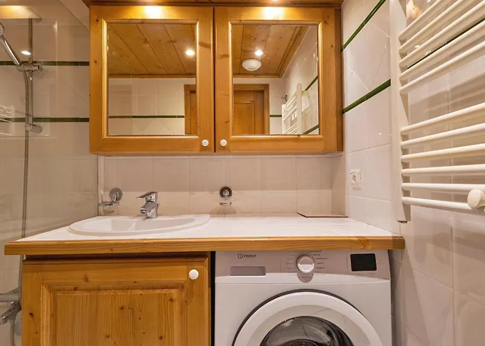 Vakantiehuis Pralioud - Confort Moderne, & Piscine